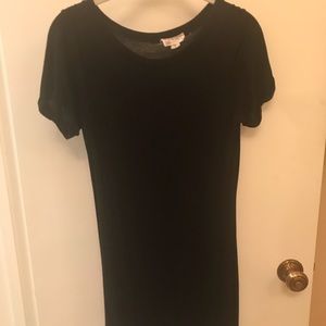 Black t shirt dress
